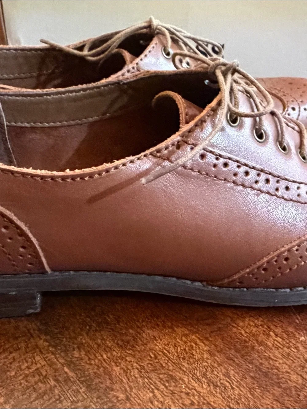 G.H. Bass Leather Wingtip Oxfords Vintage Brown Brogue Lace Up Shoes Women's 8.5